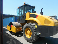Compacteur de sol à tambour unique robuste XS163J