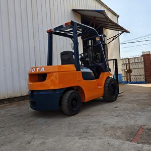 Montacargas Diésel de 3 Toneladas de Alta Resistencia con Motor Original para Uso en Almacenes, en Oferta - Product Image 3