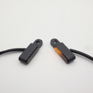 Accesorios para Motos, Manillar de Scooter Eléctrico con Intermitentes Secuenciales y Luz Diurna, Intermitentes LED Metálicos - Product Image 5