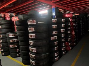 215/45R16 pour <span class=keywords><strong>Audi</strong></span> <span class=keywords><strong>A1</strong></span> <span class=keywords><strong>Pneus</strong></span> de haute qualité Autres <span class=keywords><strong>pneus</strong></span> - Product Image 5