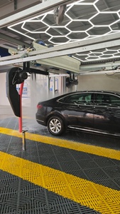 KuShuilong - Machine de lavage de voitures de luxe à installation facile et sans contact 360°, pour voitures de luxe K6 Automat - Product Image 5