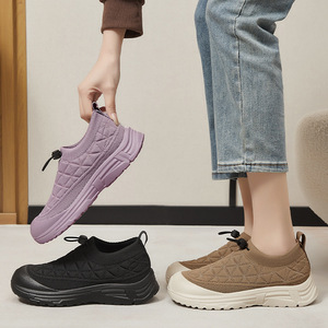 Sandales monobloc tendance mode été 2026 en tricot respirant, style chaussette-chaussure, pour l'export. - Product Image 3
