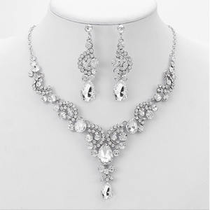 Parure de bijoux de mariée arabe chrétienne romantique et élégante, collier et boucles d'oreilles multicolores en cristal bleu champagne, deux pièces - Product Image 5