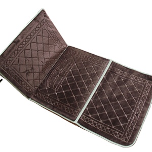 Chaise islamique portable en velours gaufré super doux, Sajadah <span class=keywords><strong>Sandar</strong></span>, fabriquée en polyester de haute qualité, cadeaux du Ramadan, Turquie - Product Image 1