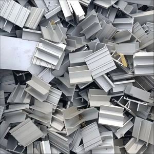 Latas de Aluminio Recicladas Personalizadas de Alta Calidad, Modelo con 99.9% de Contenido de Al, Hechas en Vietnam, Más Vendidas - Product Image 1