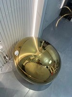 Design de luxe imitant l'effet des roches, WC fonctionnel avec fonction de chasse d'eau pour salle de bain