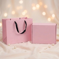 Boîtes d'expédition pour bijoux en papier ondulé rose avec laminage brillant et mat, matériaux recyclés pour l'emballage de bijoux cadeaux