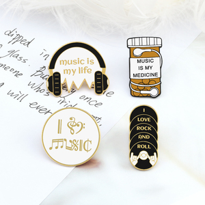 Spilla in metallo smaltato 'Music is My Life' con design auricolare, nota musicale, CD e <span class=keywords><strong>Rock</strong></span> <span class=keywords><strong>n</strong></span> <span class=keywords><strong>Roll</strong></span>, per borsa e risvolto, regalo per amanti della musica - Product Image 2
