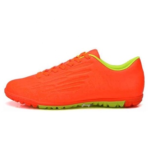 Professionnel personnalisé football crampons chaussures de football pour hommes - Product Image 4