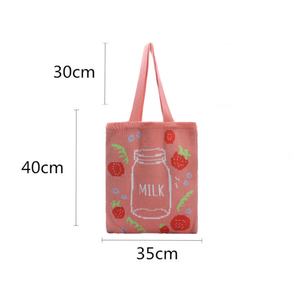 Bolso de compras de punto acrílico con diseño de fresa, ecológico y personalizado, para mujer, con asa tejida. - Product Image 3