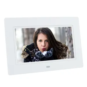 High quality YYD small DPF-7010 video full bf 7 inch digital photo album mini frame for office