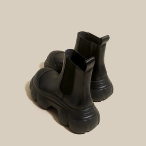 Bottes Chelsea à plateforme pour femmes, en cuir noir uni, à semelle épaisse, rehaussant la taille de 6 cm, vente en gros - Product Image 3