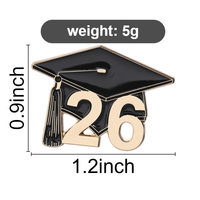 Épinglette en émail personnalisée pour la promotion 2026, motif toque de diplômé sur livres, badge métallique, cadeau inspirant pour étudiant