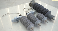 Parafoudre MOA pour équipement électrique avec accessoires de fixation