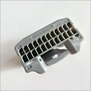 Sortie d'usine 24P Harnais de connecteur d'automobile <span class=keywords><strong>domestique</strong></span> 1612906-1 Modèle Contacts en laiton Gaine de boîtier en nylon 16A Courant nominal - Product Image 1