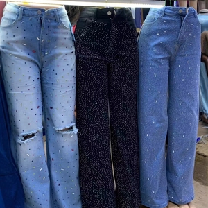 <span class=keywords><strong>Jean</strong></span> crayon ample taille haute pour <span class=keywords><strong>femme</strong></span> <span class=keywords><strong>avec</strong></span> broderie florale et strass en denim pour l'été, le printemps, l'automne, le streetwear et le quotidien - Product Image 4