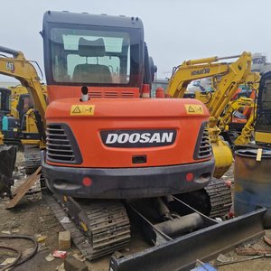 Mini-excavatrice hydraulique d'origine Doosan DX60-9C, d'occasion en excellent état, provenant de Corée du Sud, avec boîte de vitesses, pompe et PLC - Product Image 2