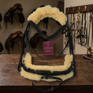 Brida de Cuero Acolchada con Piel de Oveja de Primera Calidad, Cómoda y Suave, Arnés Ecuestre Ajustable con Color y Logotipo Personalizados para Montar a Caballo - Product Image 2