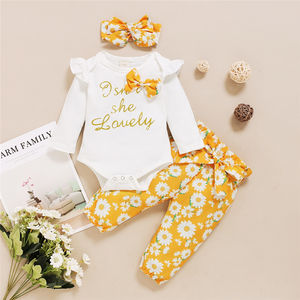 Ensemble de 3 pièces pour bébé nouveau-né : haut à nœud blanc, pantalon fleuri, combinaison personnalisée - Product Image 5