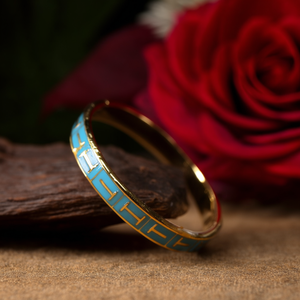 Brazalete de Moda en Acero Inoxidable 316L con Baño de Oro PVD y Diseño de Esmalte Azul, Accesorio de Joyería para Mujer - Product Image 3