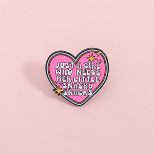 Pin de Esmalte con Forma de Corazón Rosa Romántico, Broche, Insignia de Solapa, Joyería, Regalos para Amigas, Solo una Chica que Necesita sus Pequeños Snacks - Product Image 2