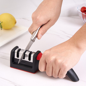 Aiguiseur de couteaux manuel multi-étapes 4-en-1 pour lames de cuisine domestiques - Product Image 3