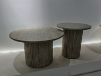 Table Basse Design Moderne à Cadre Effet Ondulé Aspect Travertin Peu Encombrante