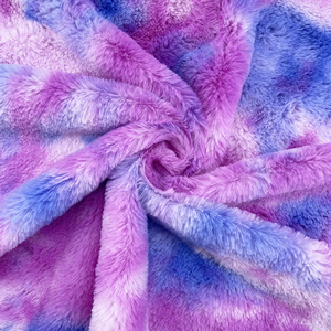 Fábrica Kingcason, venta al por mayor, diseños populares secos, tela de lana de piel sintética de conejo con estampado Tie Dye amigable con la piel cálida para juguetes - Product Image 3