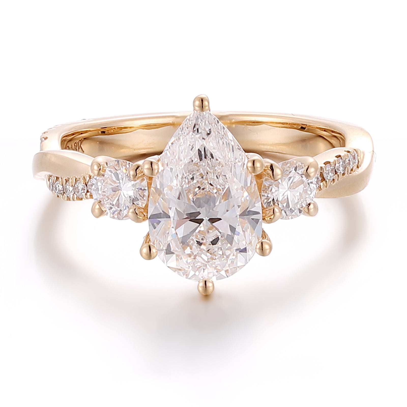 Bague en argent 925 plaqué or avec diamant de laboratoire