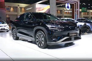 BYD Sea Lion 07 <span class=keywords><strong>Quantum</strong></span> 2025, Auto de Lujo 4x4, SUV Eléctrico Chino, Autonomía de 550 km, Conducción Inteligente, Motor Dual - Product Image 4