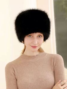 Sombreros de Pescador de Felpa Gruesa y Colorida para Mujer, Personalizados al por Mayor, Gorros de Invierno de Piel Sintética de Zorro para Mujer - Product Image 3