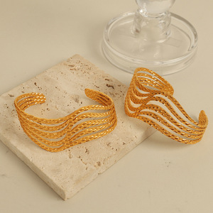 Geometric Design Open <b>Bangle</b> Titanium Steel Wave Shaped Jewelry Unisex Fashion <b>Bracelet</b> - Product Image 2