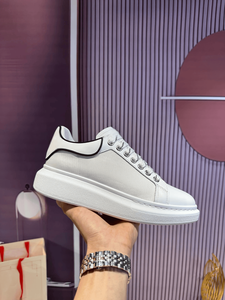 Zapatos Deportivos de Moda Alexander 2026, Color Gris Casual, Parte Superior de Malla Tejida, Empalme de Cuero Vacuno Liso, Suela Gruesa, para Uso Diario, Modelo Queen - Product Image 2