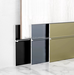 Battiscopa Moderno in Lega di Alluminio per Appartamenti e Hotel, Accessori per Pavimenti Resistenti all'Acqua ed Ecologici - Product Image 1