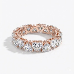 Anillo de Diamantes con Banda de Eternidad en Forma de Corazón Asimétrico - Oro de 9k, 14k y 18k - Product Image 4