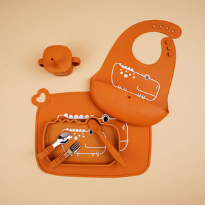 2024 Top vente chaude bébé vaisselle ensemble sans BPA Silicone assiettes bols bavoirs pour nouveau bébé alimentation - Product Image 3