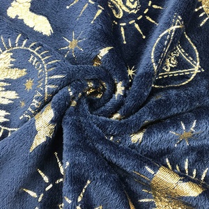 Kingcason, antifricción, nuevo estilo chino, superventas, buena sensación a mano, estampado dorado, forro polar <span class=keywords><strong>de</strong></span> franela para ropa y Manta - Product Image 2