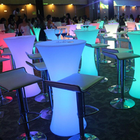 Table de bar LED en forme de taille, résistante aux intempéries, anti-jaunissement, rechargeable, à couleurs RGB changeantes, pour fêtes en extérieur et piscine
