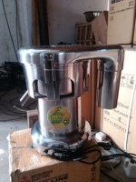 Hoge snelheid huishoudelijke sapcentrifuge met roestvrijstalen behuizing, fruitsapcentrifuge voor de keuken