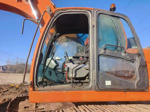 รถขุดตีนตะขาบมือสอง DOOSAN DX300LCA ขนาด 30 ตัน รุ่นปี 2021 เครื่องยนต์ กระปุกเกียร์ ปั๊ม แกนกลาง ประสิทธิภาพสูง สำหรับงานเกษตรและการขุดดิน - Product Image 5