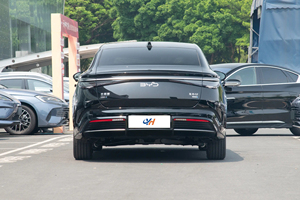 BYD Seal 07 DM Modèle 2024 DM-i 125KM Berline Hybride de Luxe Volant <span class=keywords><strong>à</strong></span> Gauche Pneus R18 1-25000 Miles <span class=keywords><strong>Voiture</strong></span> d'<span class=keywords><strong>Occasion</strong></span> - Product Image 6