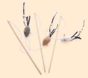 China Factory Nuevo diseño Cat Stick Toy 1PC Color aleatorio Divertido Ratón en forma de Teaser Play Wand para gatos hecho de esponja de plumas - Product Image 4