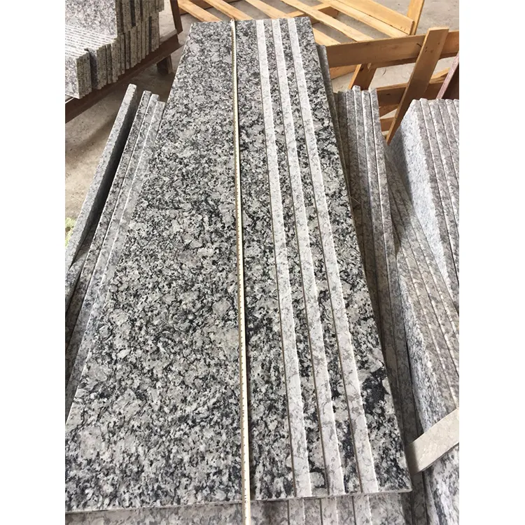 BFP Stone Factory Natural Wave White Granite for Black Stair Step