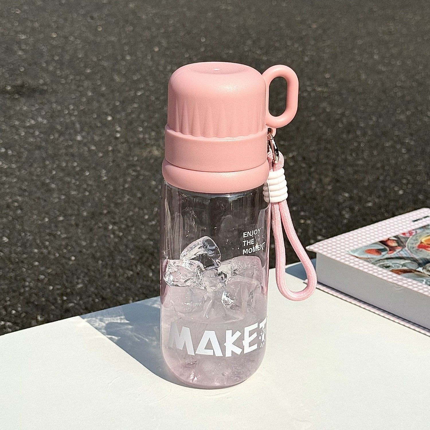 Pink [Carrying Straw]