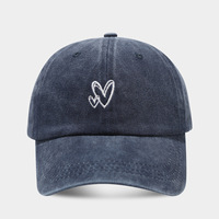 Casquettes de papa confortables et ajustables brodées d'un cœur, 8 couleurs, casquettes en coton doux pour toutes les saisons et idéales pour offrir