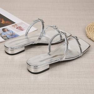 Fibbia per cintura da donna cinturino sottile pantofole <span class=keywords><strong>con</strong></span> <span class=keywords><strong>tacco</strong></span> <span class=keywords><strong>basso</strong></span> <span class=keywords><strong>sandali</strong></span> in <span class=keywords><strong>argento</strong></span> F2033 - Product Image 5