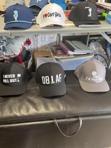 Gorra de Golf con parche de goma impermeable OEM, gorra de rendimiento, gorra Snapback, gorra de béisbol de Golf con agujero cortado con láser, gorra de poliéster para hombres - Product Image 6