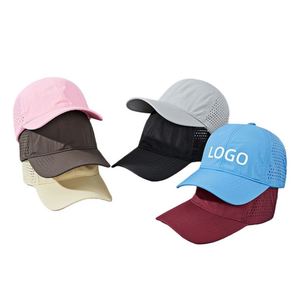 Casquette de baseball sportive personnalisée à 6 panneaux pour adulte, séchage rapide, logo brodé, trous d'aération découpés au laser - Product Image 5