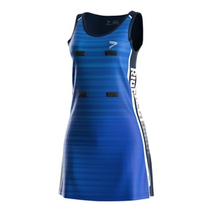 ชุดกีฬาพิมพ์ลาย OEM ODM แห้งเร็ว สำหรับการแข่งขันวิ่ง ชุดเทนนิสผู้หญิง กระโปรงจีบสีขาว ชุดเน็ตบอลสีน้ำเงิน - Product Image 1