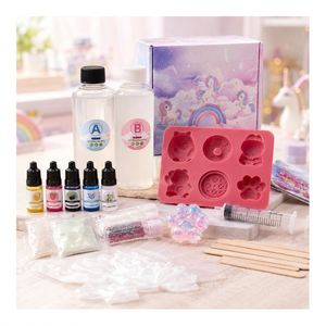 Kit de Moldeo de Silicona Líquida de Doble Botella para Marca Privada, con Moldes de Animales, Tintes, Lentejuelas, Aplicador, Vasos y Guantes de Seguridad - Product Image 5